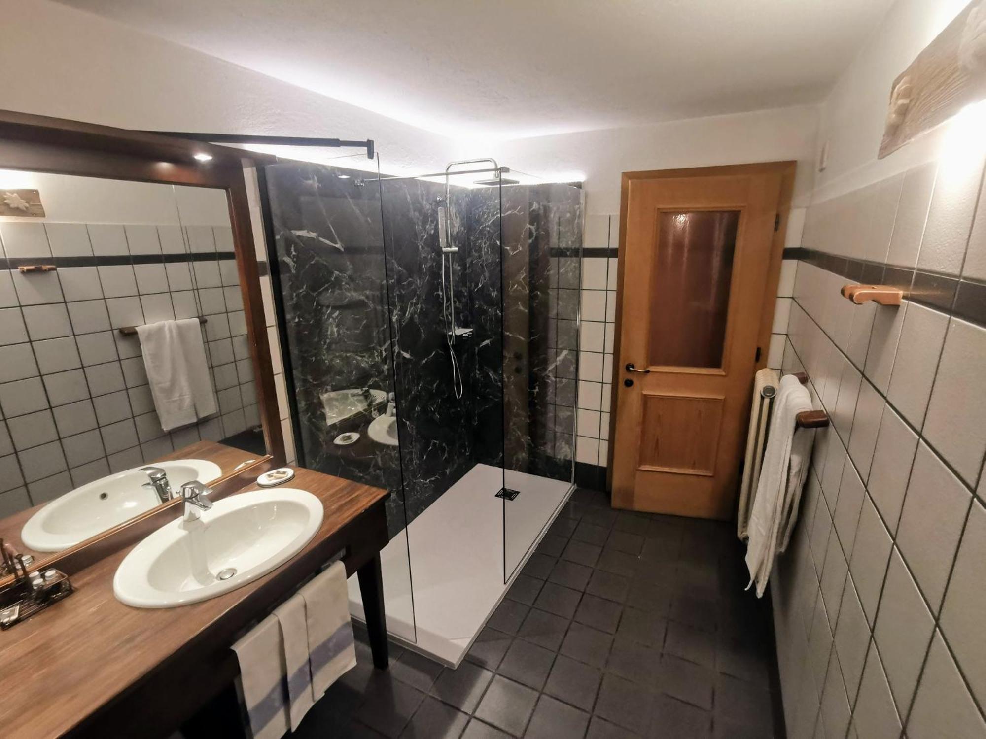 Residence Ruetoreif Gressoney-Saint-Jean Esterno foto