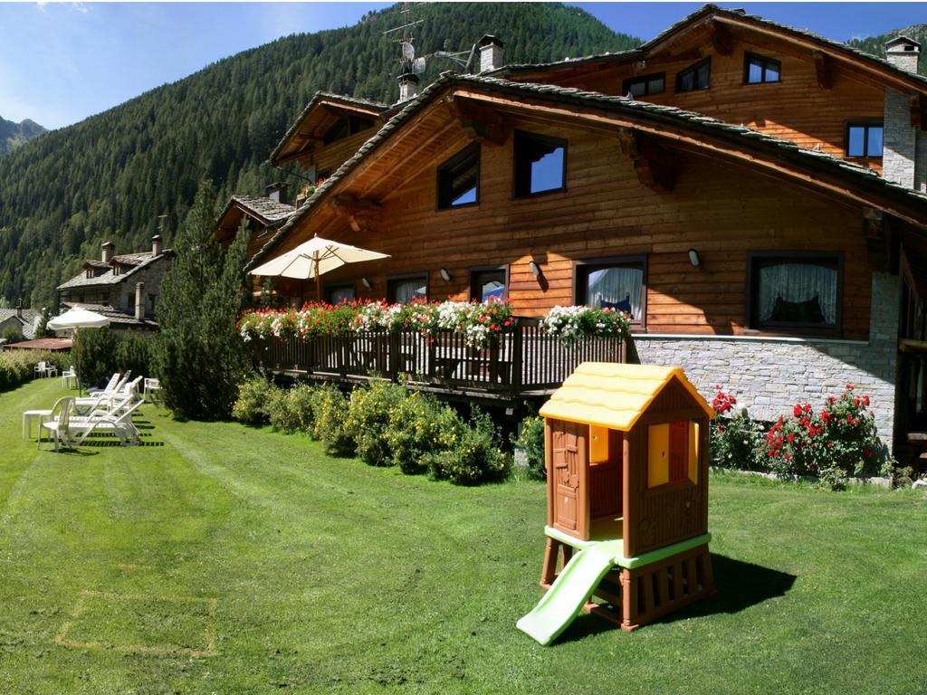 Residence Ruetoreif Gressoney-Saint-Jean Esterno foto