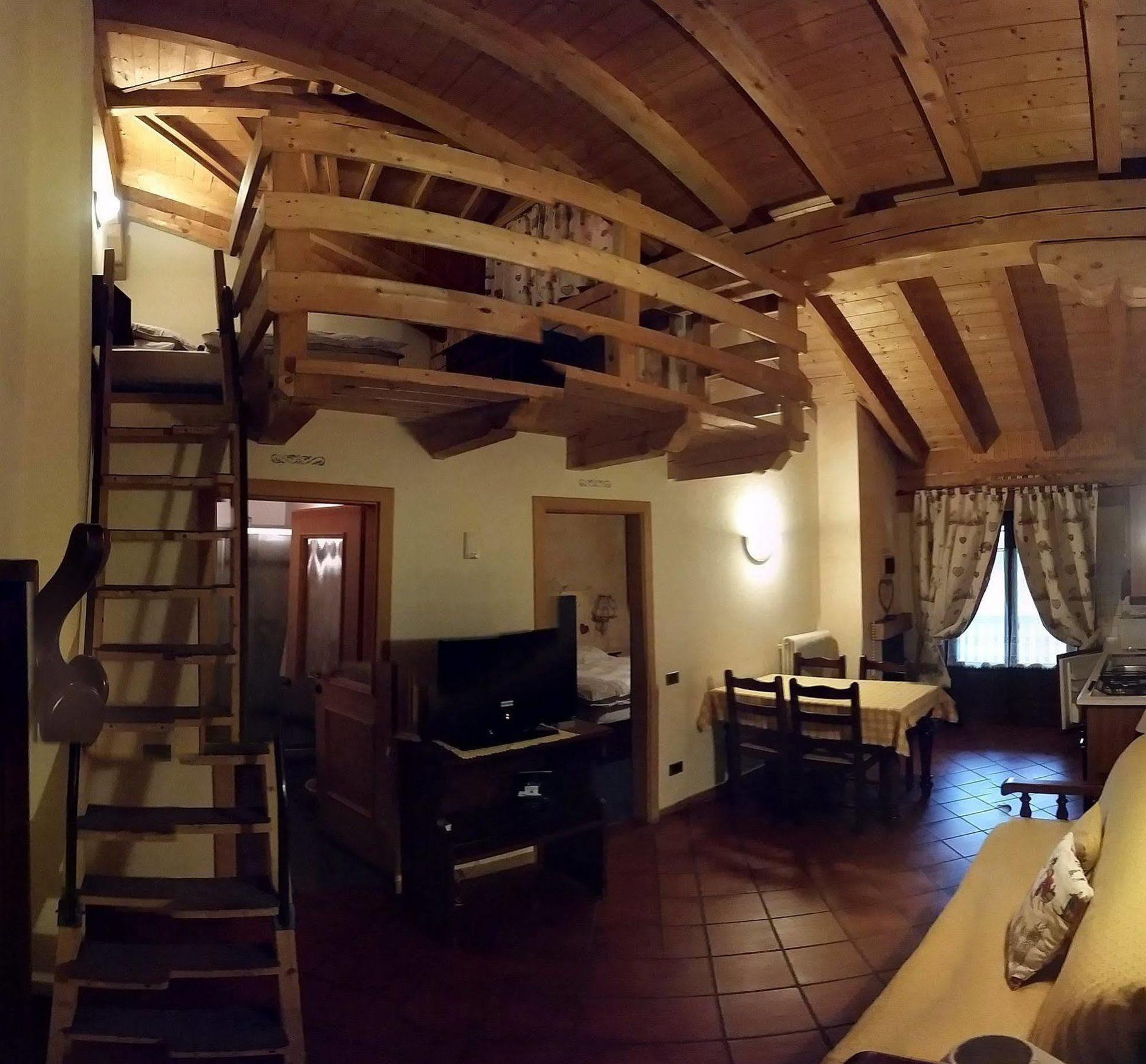 Residence Ruetoreif Gressoney-Saint-Jean Esterno foto