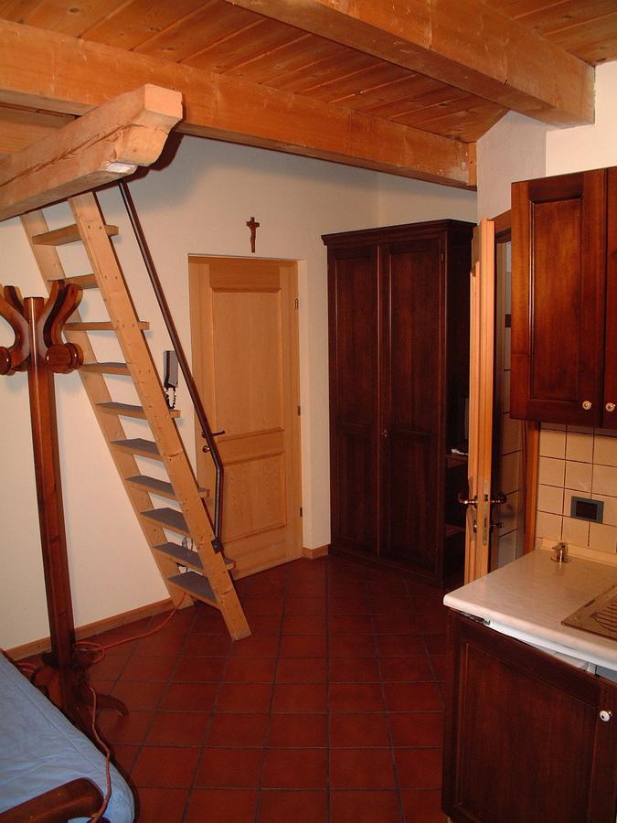 Residence Ruetoreif Gressoney-Saint-Jean Esterno foto